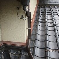 天井に雨漏りが！屋根葺き替え工事で雨漏り解消！